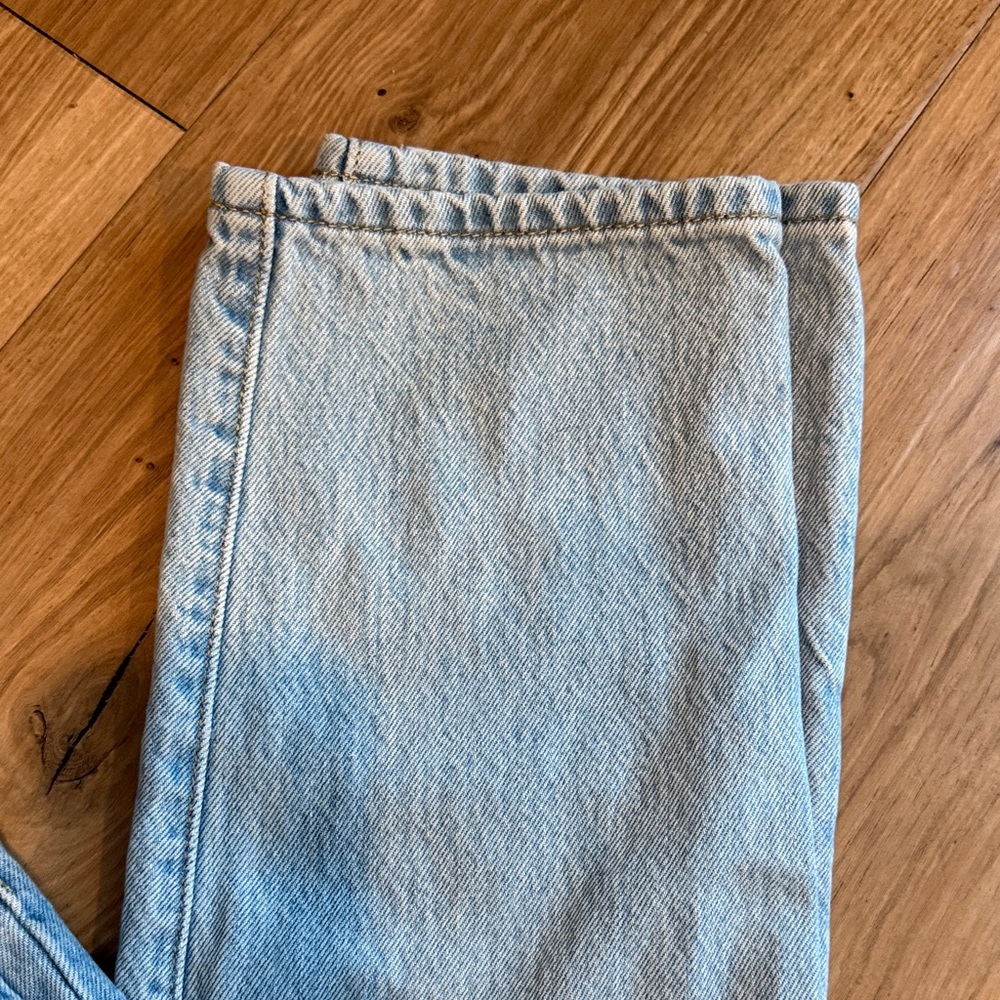 Levi's Light Blue Women's Jeans - Picture 5 of 9